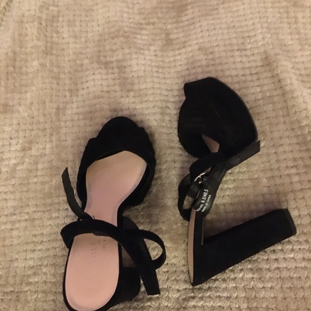 chinese laundry black heels